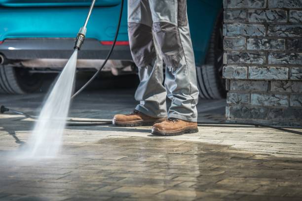 Best Pool Deck Cleaning  in Kensington, CA